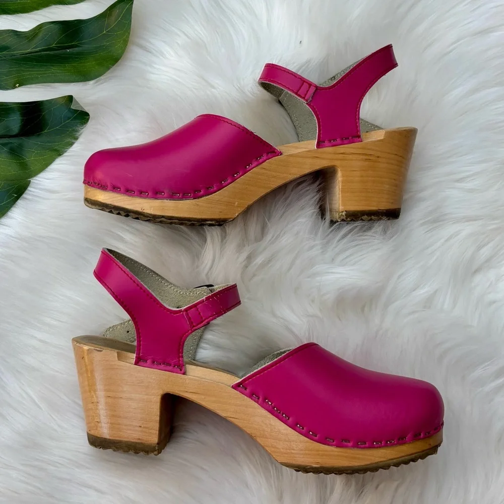Sven Vollsjo Leaf Punch Clog Ankle Strap Fuchsia - Picture 4 of 10